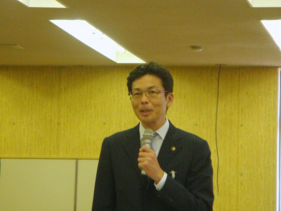 湯河原町役場分庁舎にて
