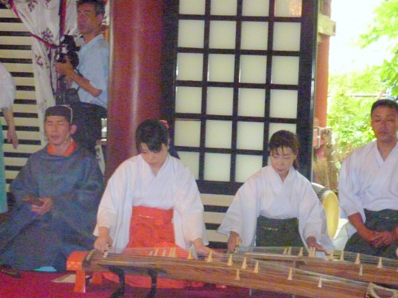 雅楽演奏風景