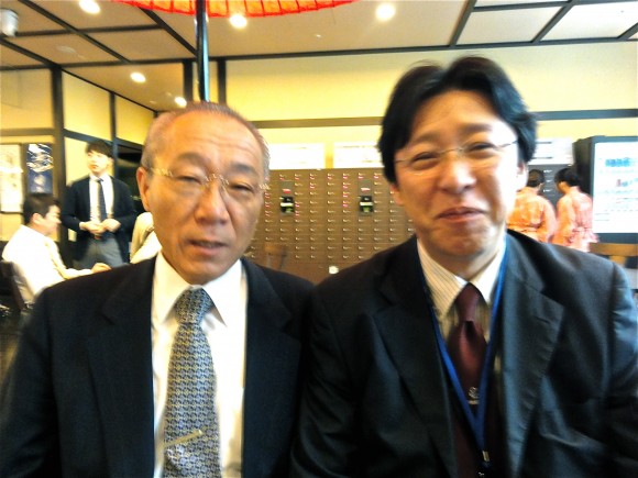 山本顧問と高橋洋一常務