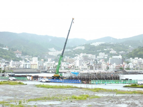 熱海観光港芝生広場 熱海観光港芝生広場