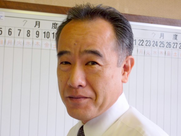 出野議会事務局職員 出野議会事務局職員